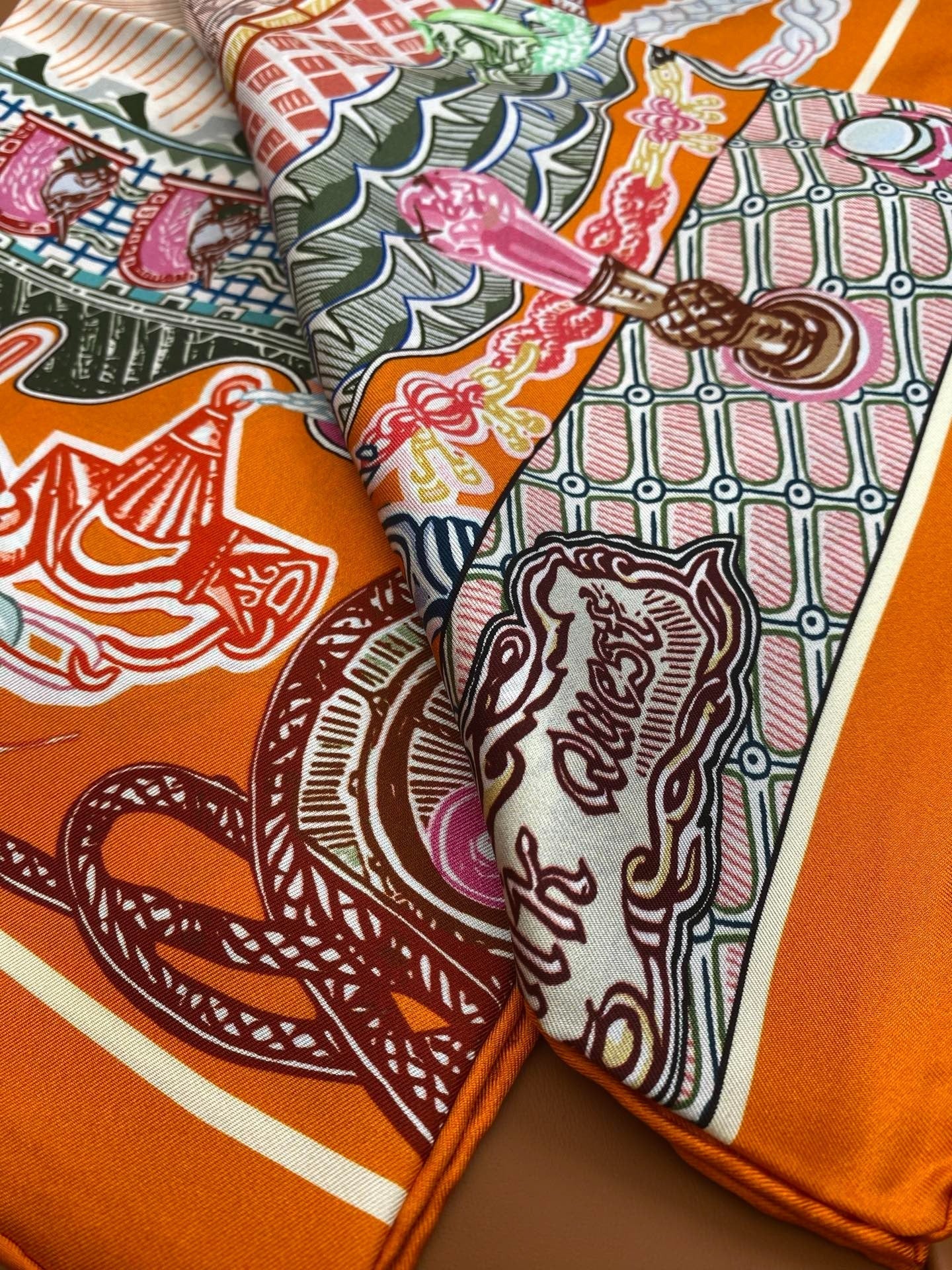 HERMES 25S SCARF 90 IN SILK 703685