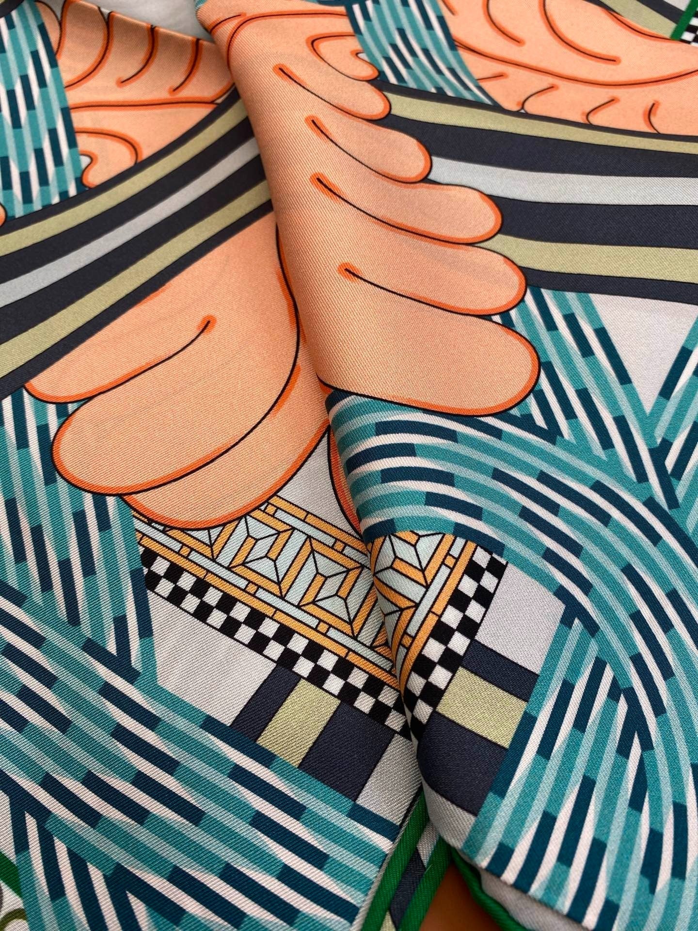 HERMES 25S SCARF 90 IN SILK 709683