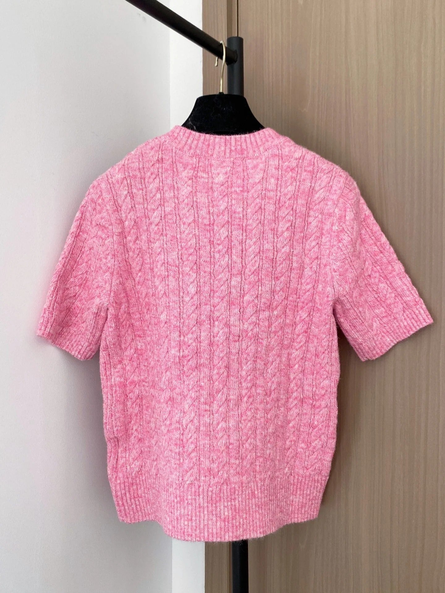 MIUMIU SHORT-SLEEVE SWEATER STYLE 700