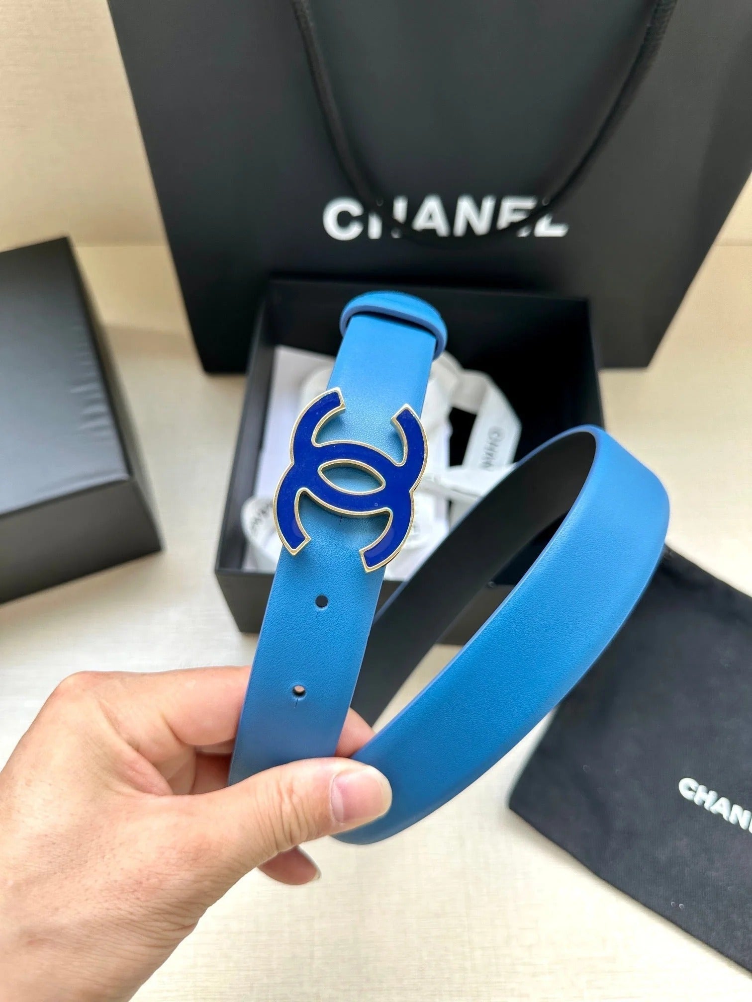 CC 30MM BELT IN COBALT BLUE SMOOTH CALFSKIN METAL HARDWARE