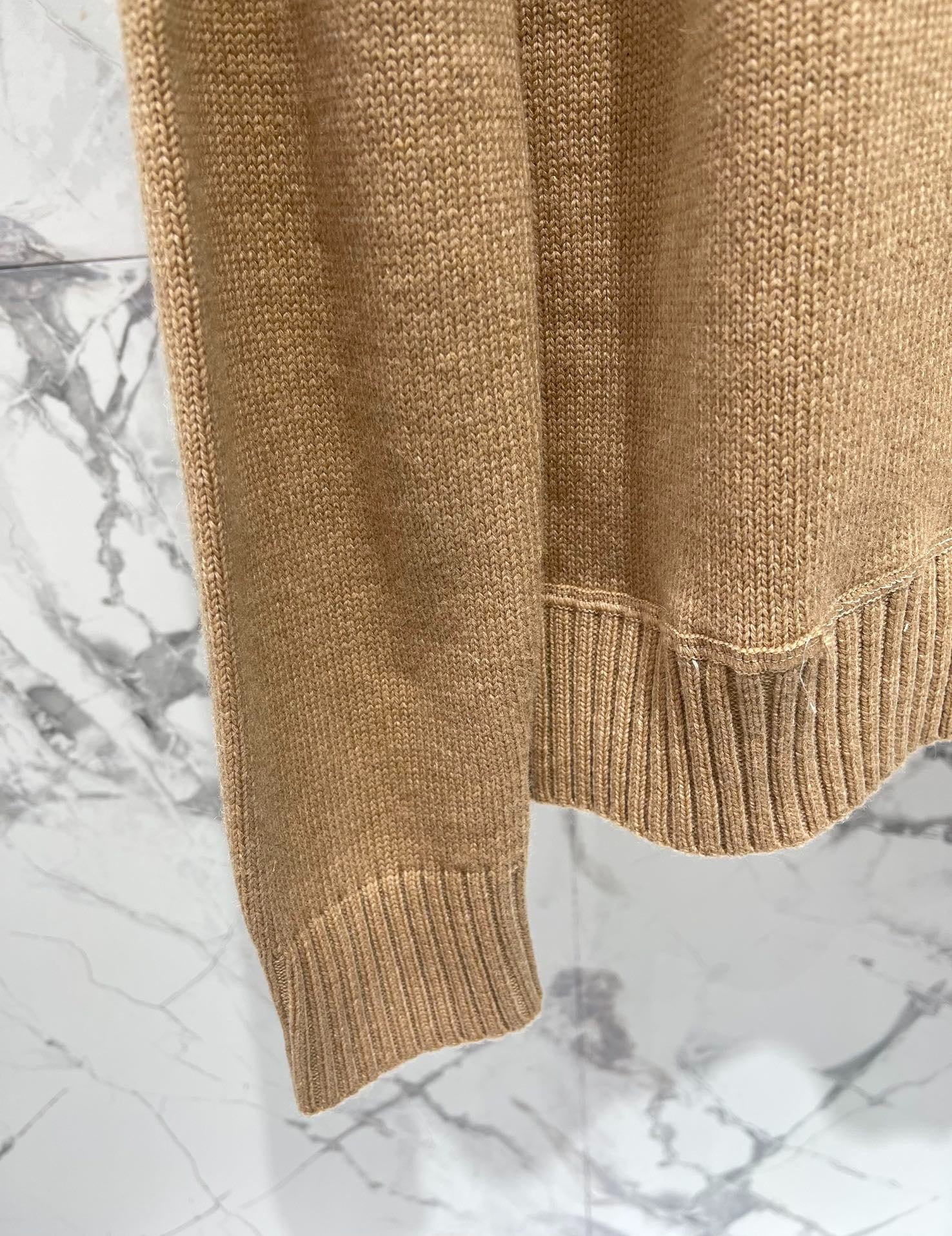 PRADA 25S CREW NECK SWEATER 340