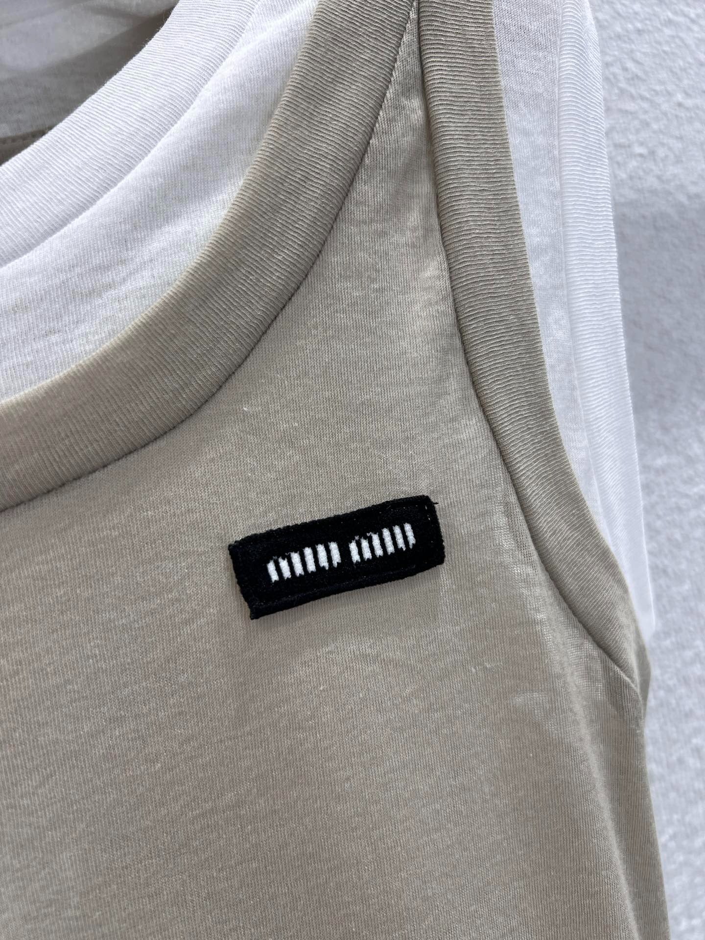 MIUMIU SLEEVELESS TOP 268911