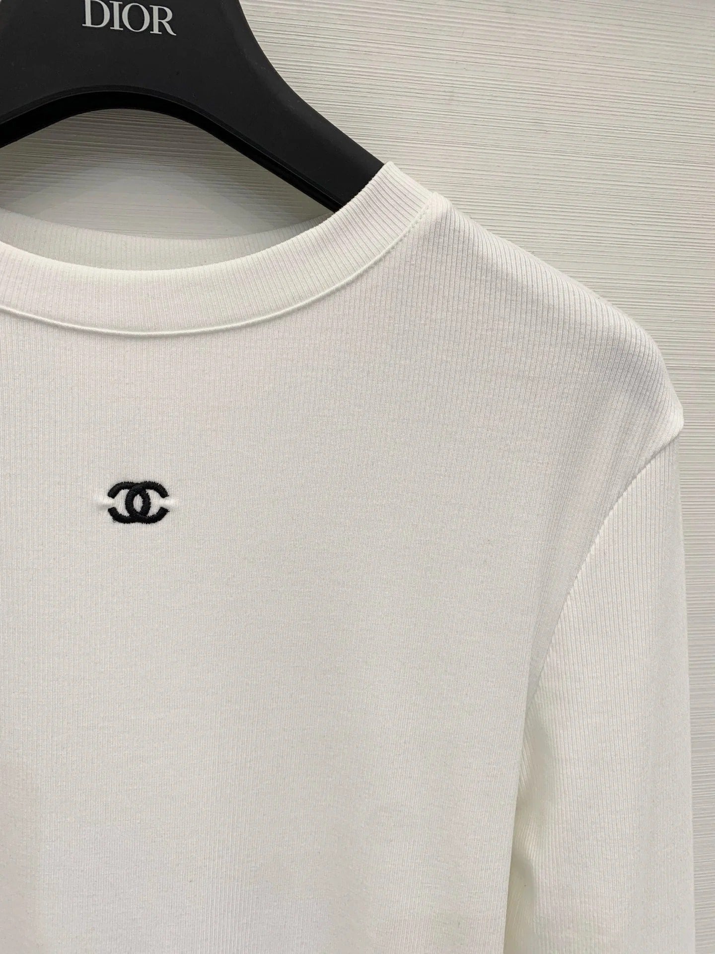 CHANEL 25S CREW NECK T-SHIRT 292