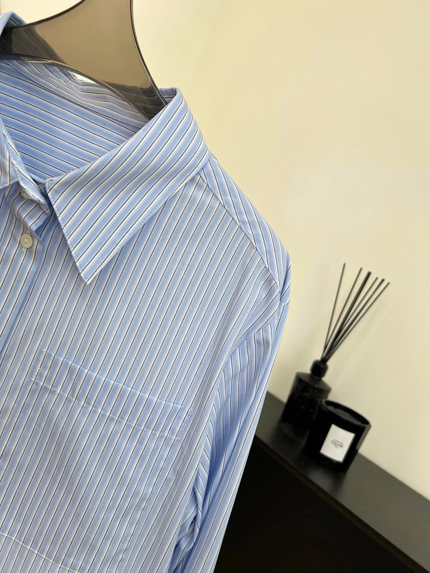 CHANEL 25S STRIPED-COLLAR SHIRT 620422