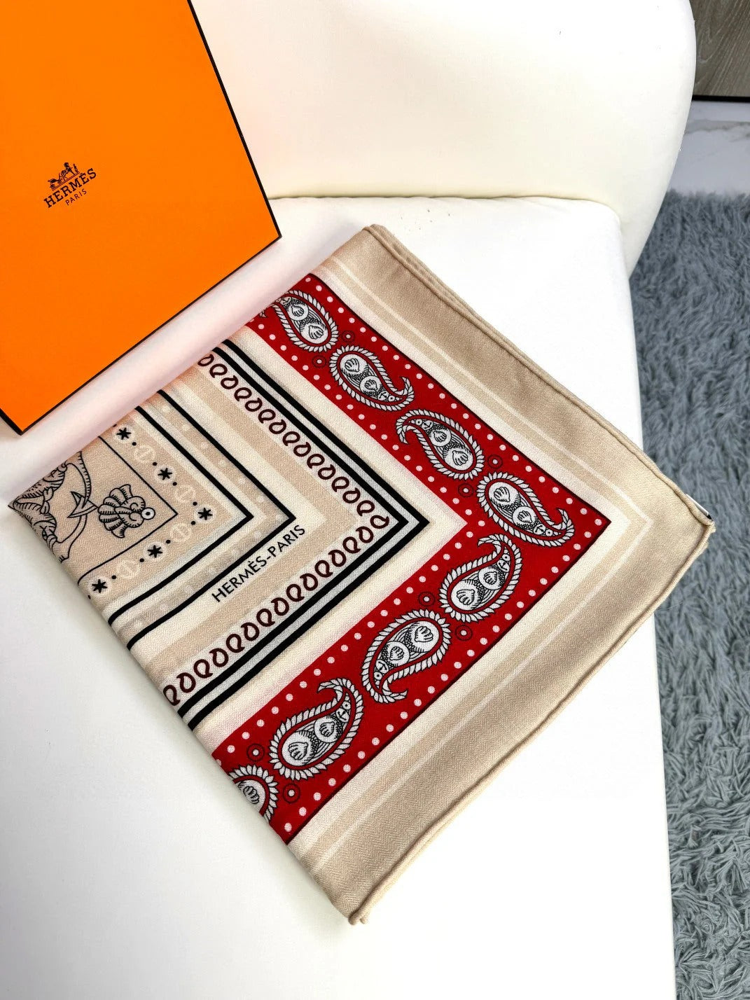 HERMES 25S SCARF 135 IN CASHMERE SILK 729039