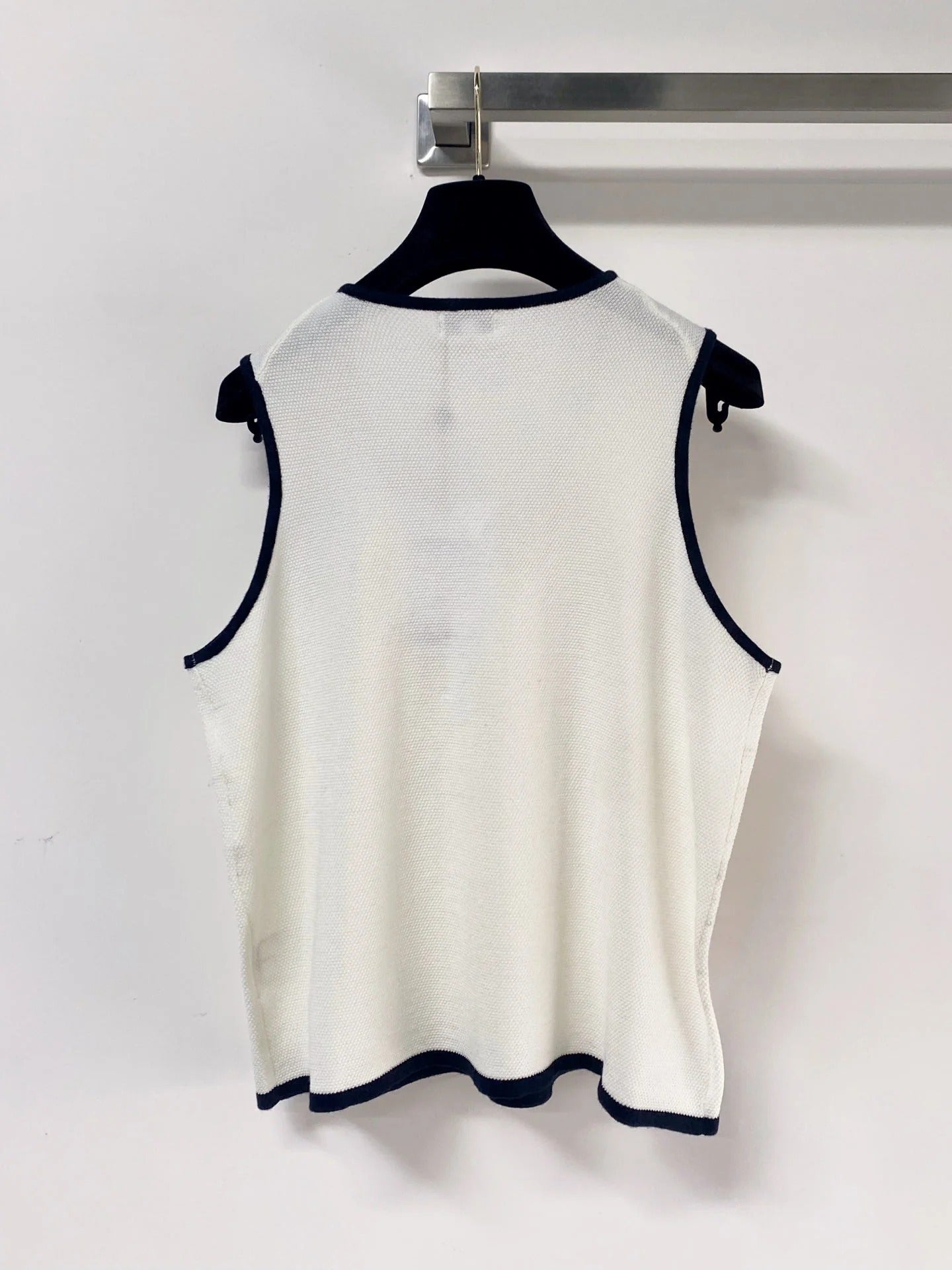 Chanel 2026 Knit Vest Bow Embellishments Laine Wool 471897