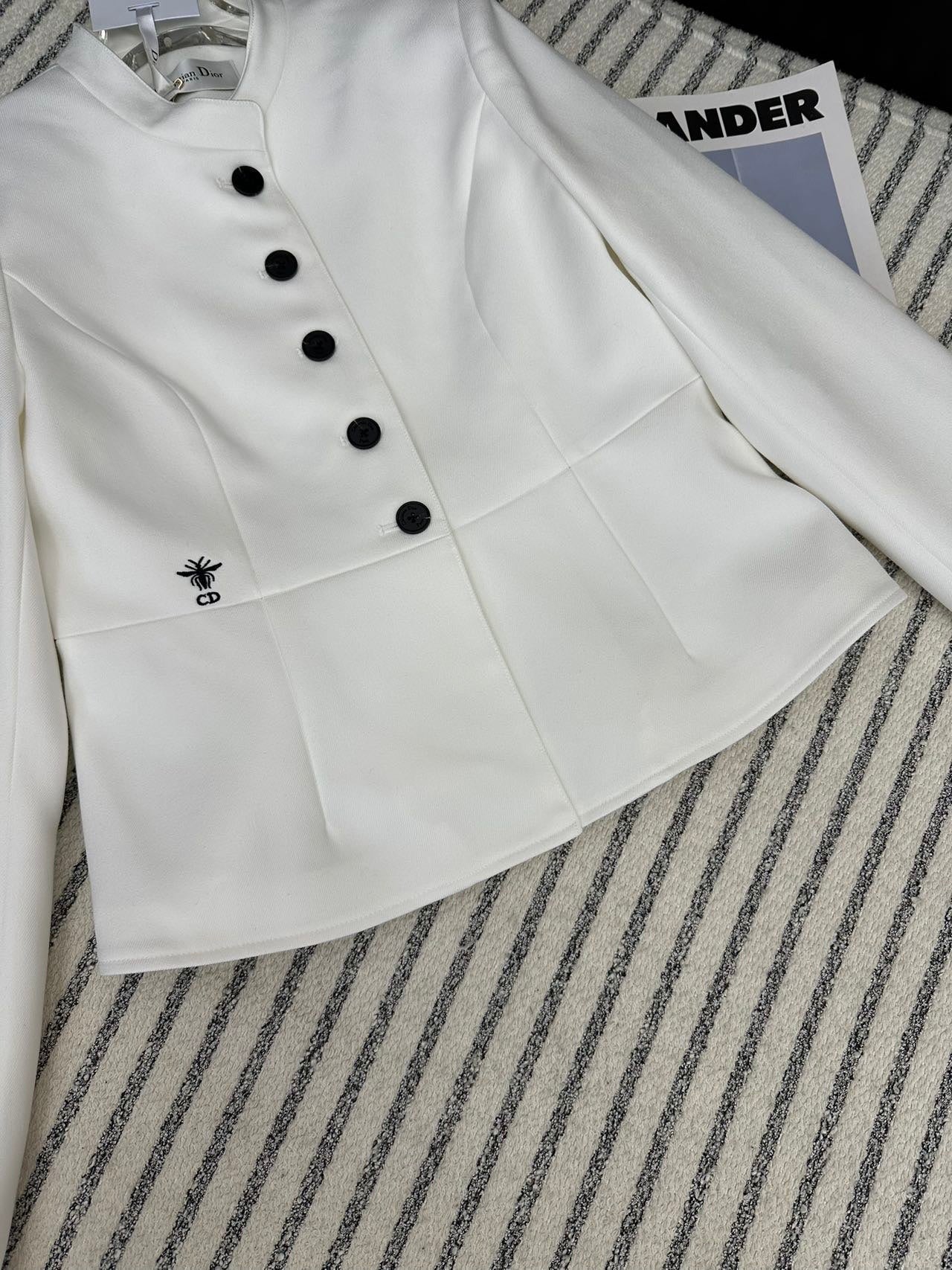 DIOR 25S SHORT COAT STYLE 310