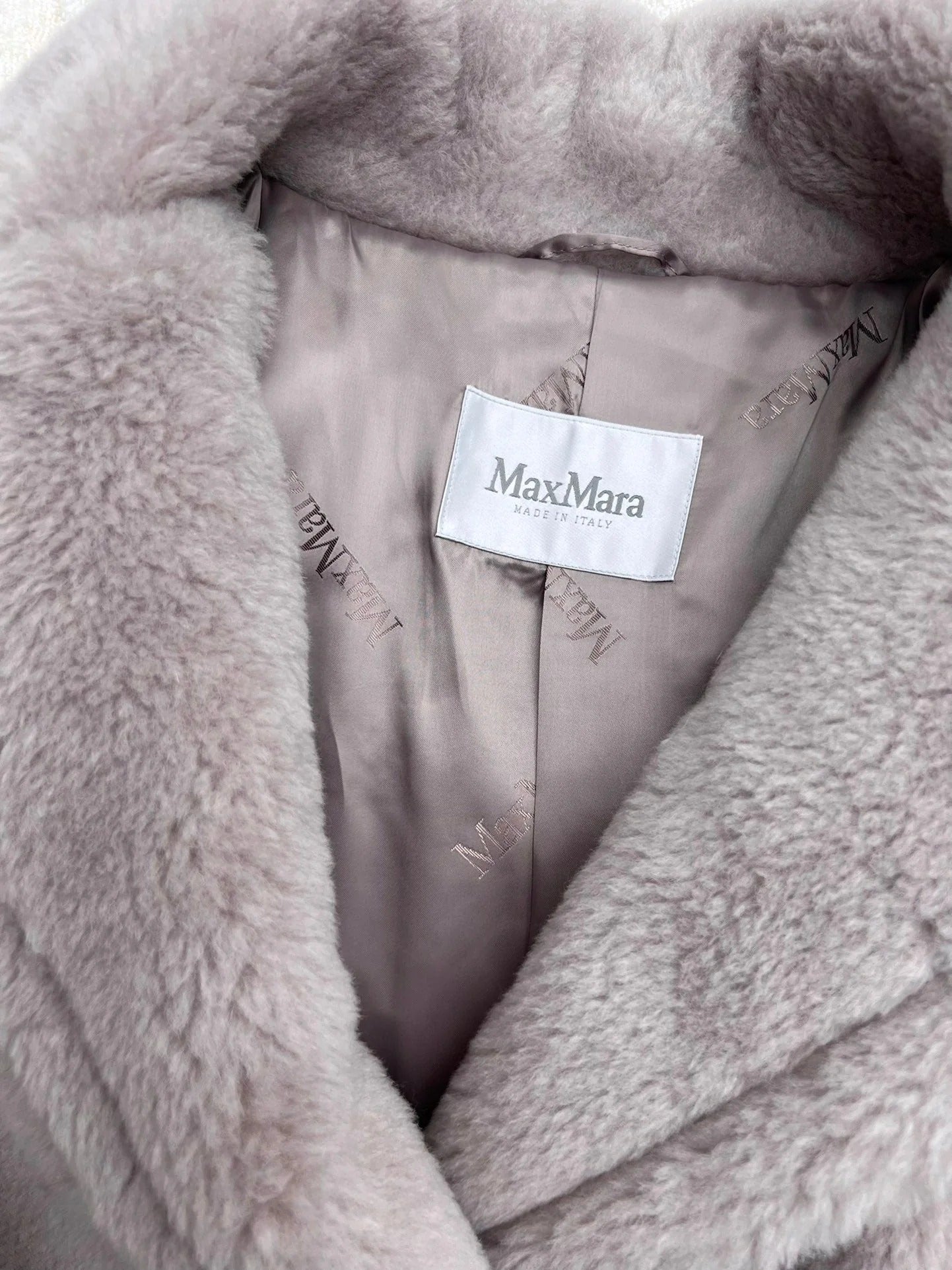 DIOR 25S LONG TEDDY COAT STYLE 263