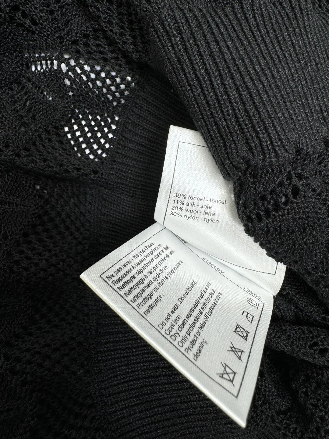CHANEL 25S HOLLOW KNIT VEST 264156