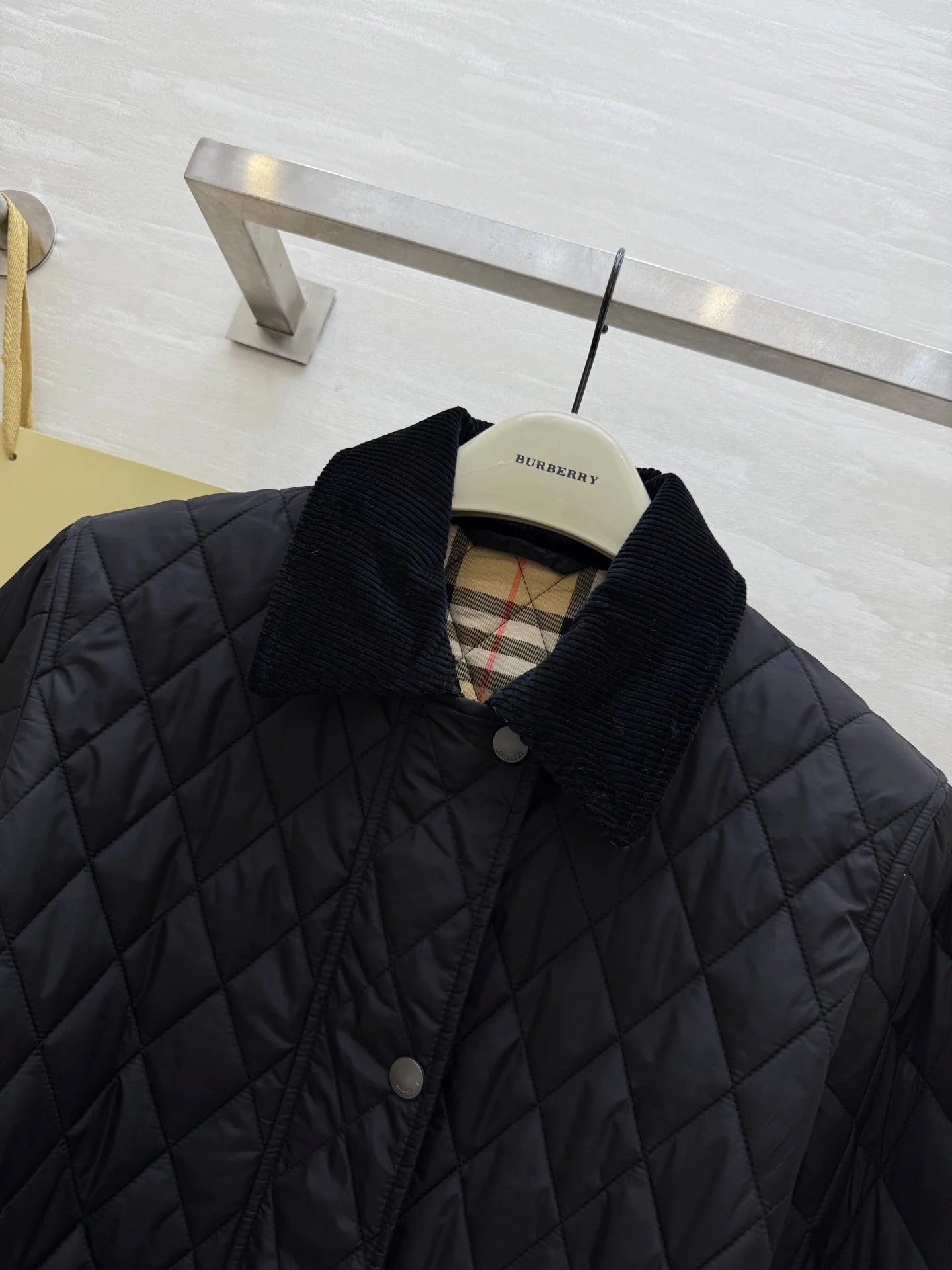 BURBERRY 25S DOWN JACKET 095