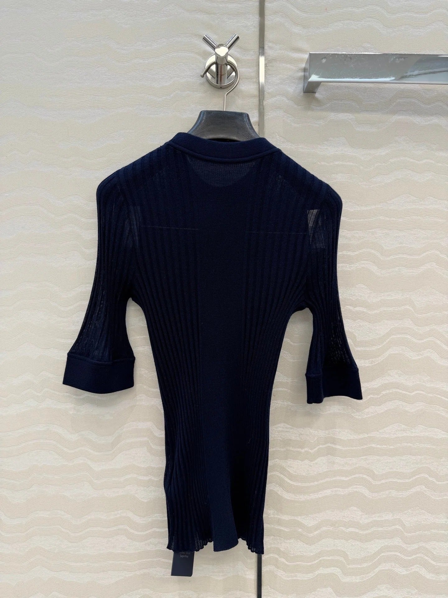 MIUMIU SHORT-SLEEVE SWEATER STYLE 839