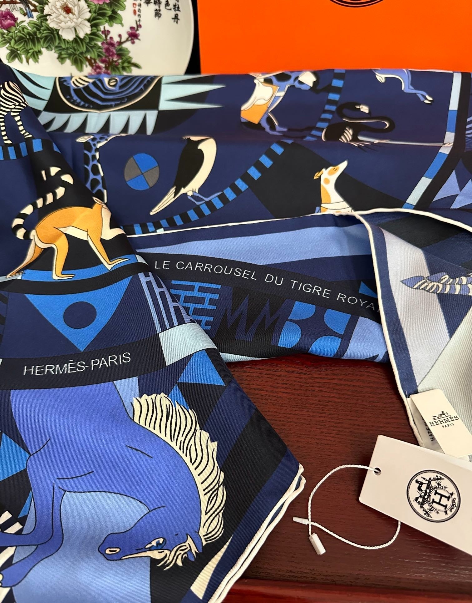 HERMES 25S SCARF 90 IN SILK 007