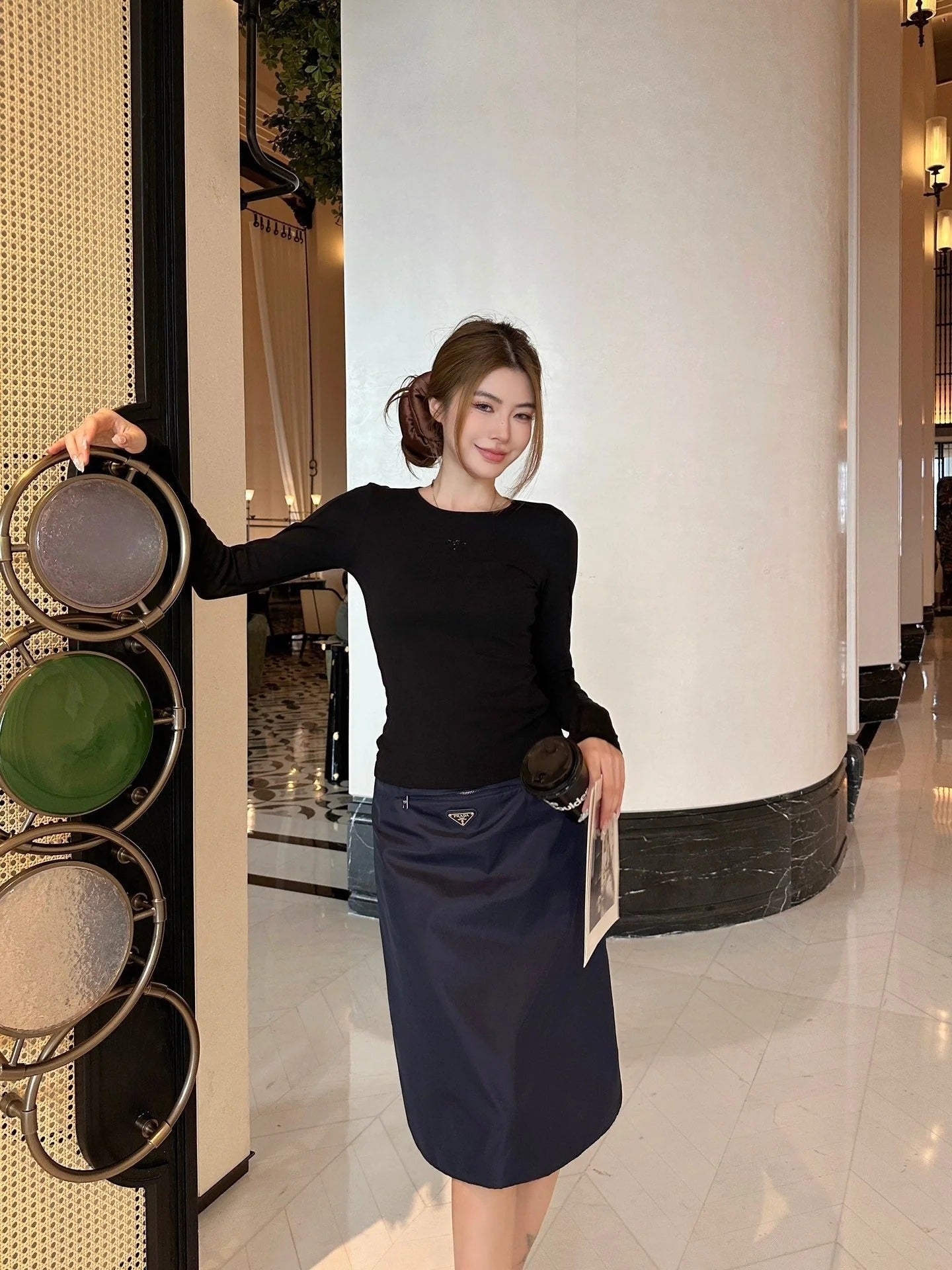 CHANEL LONG-SLEEVE T-SHIRT STYLE 27