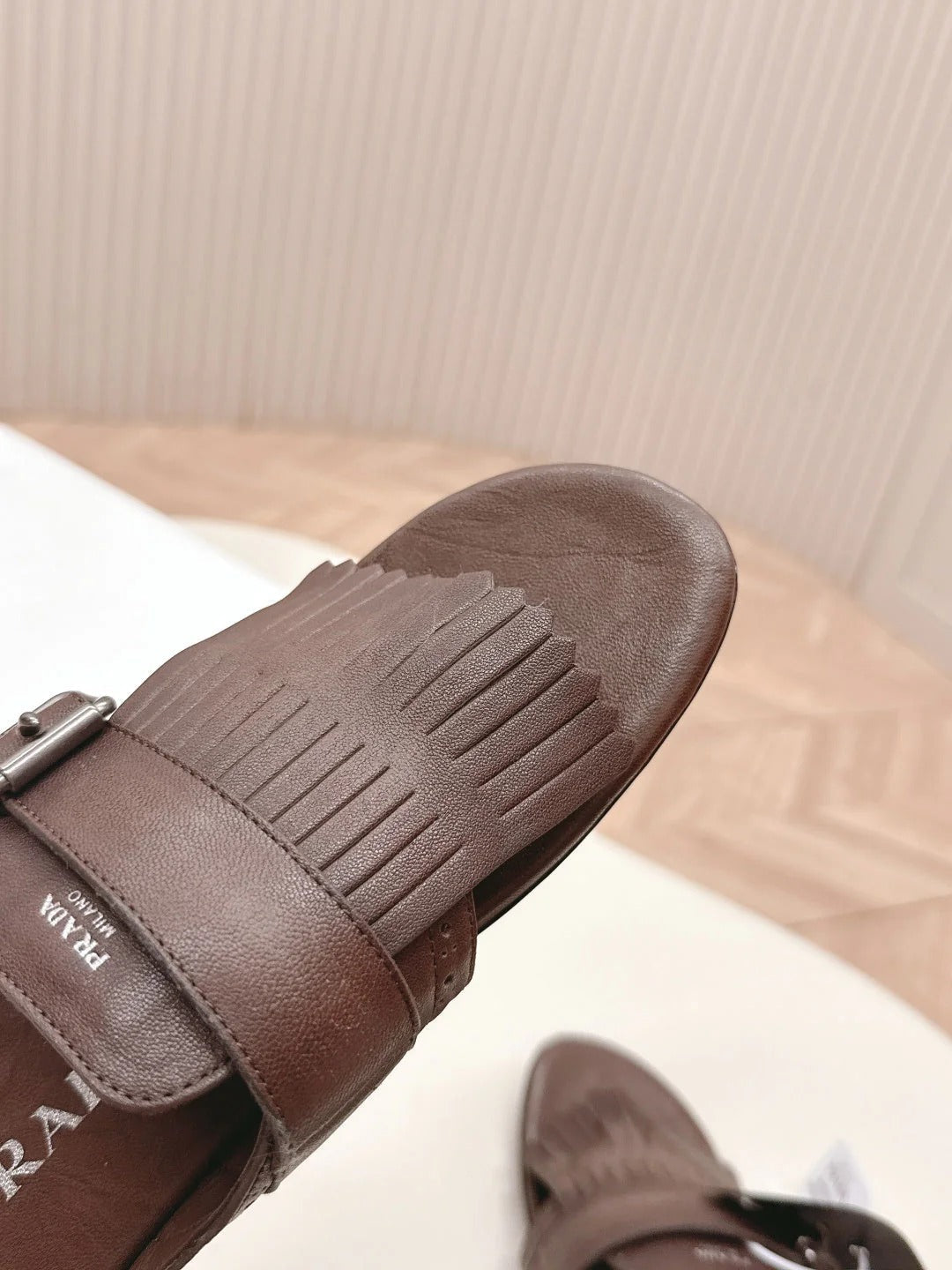 PRA 26S Thong Sandals Dark Brown Calfskin 600597