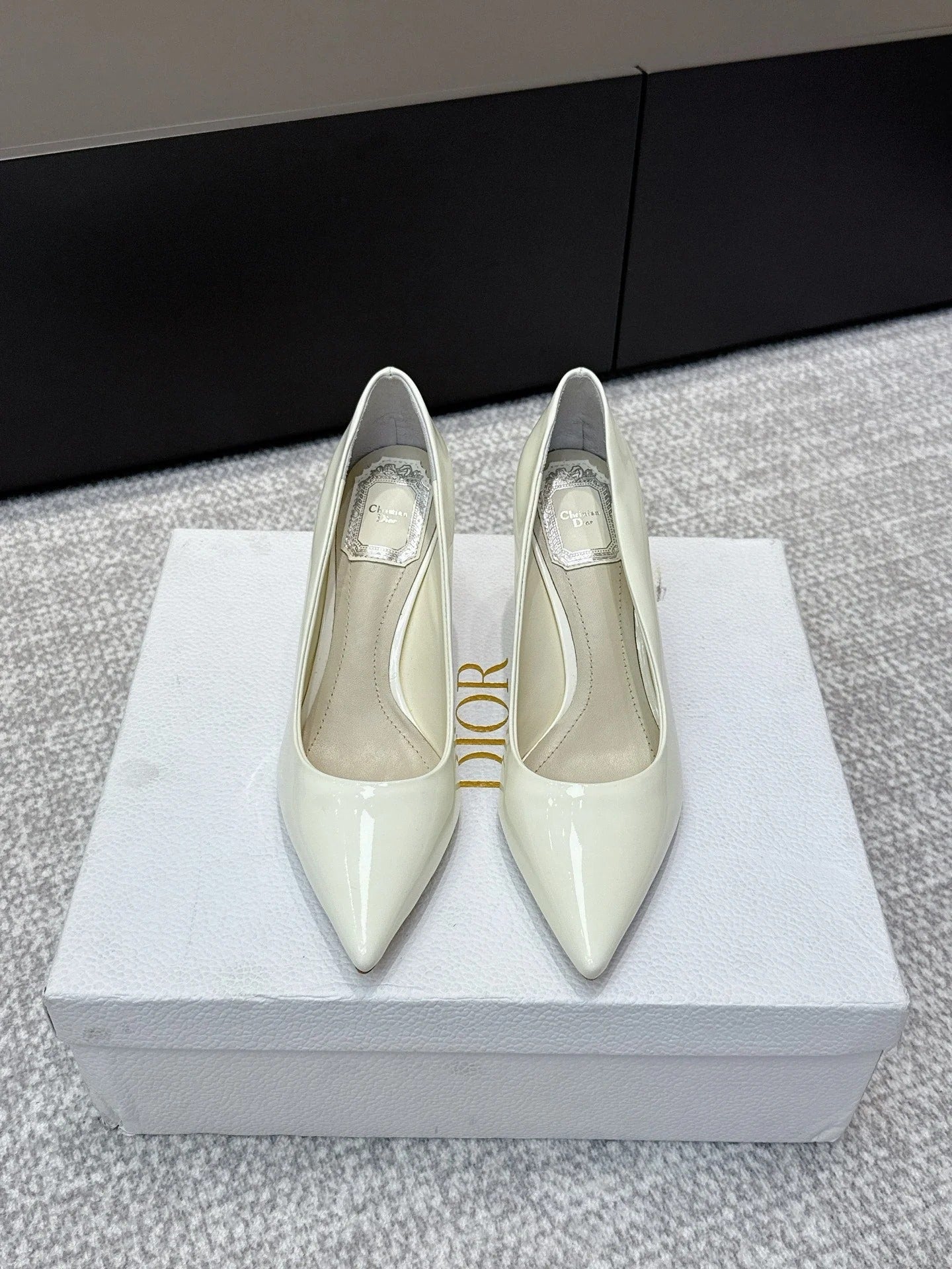 CD 26s High Heels Pump 85 White Patent Leather 661476