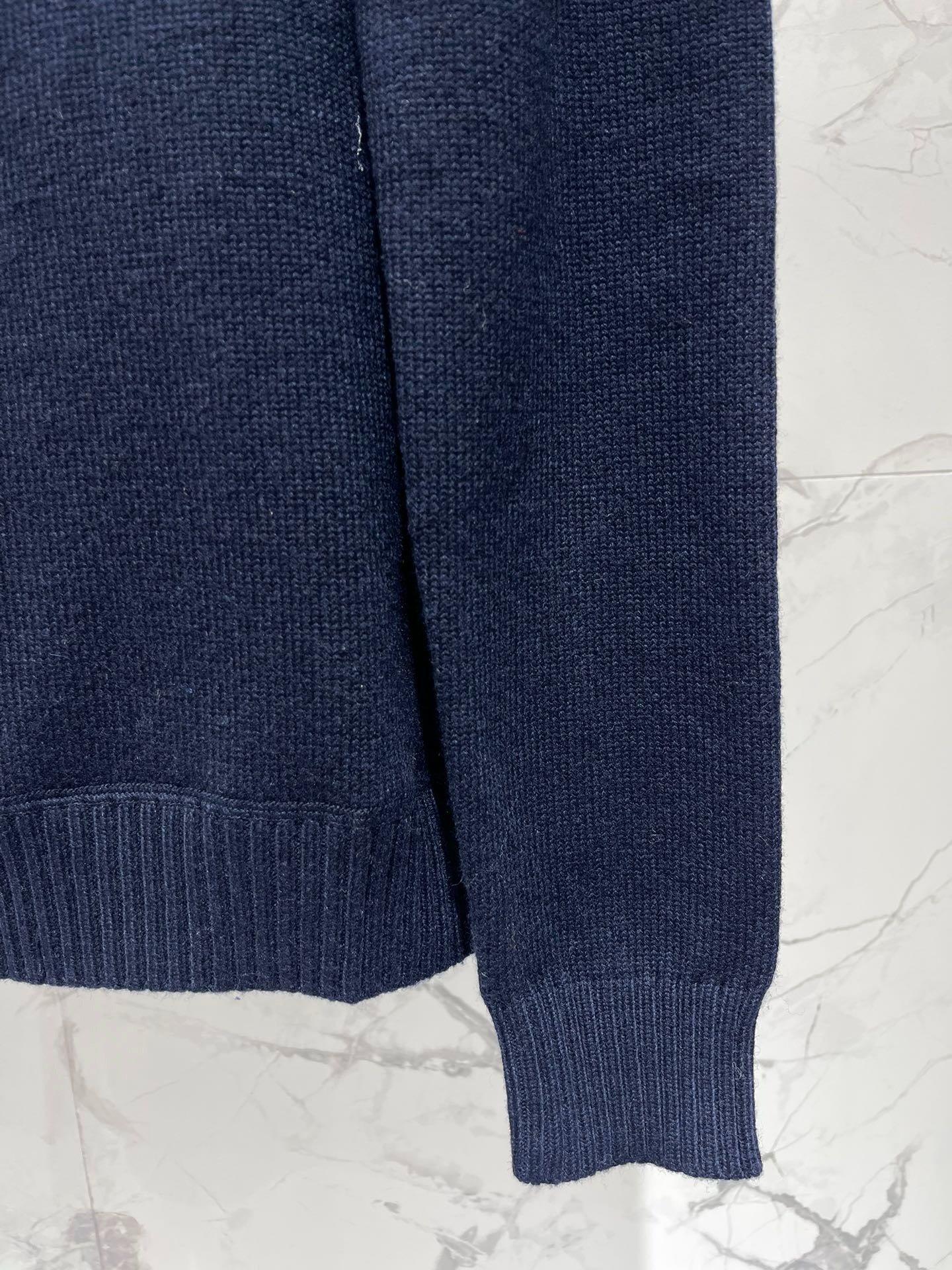 PRADA 25S CREW NECK SWEATER 341