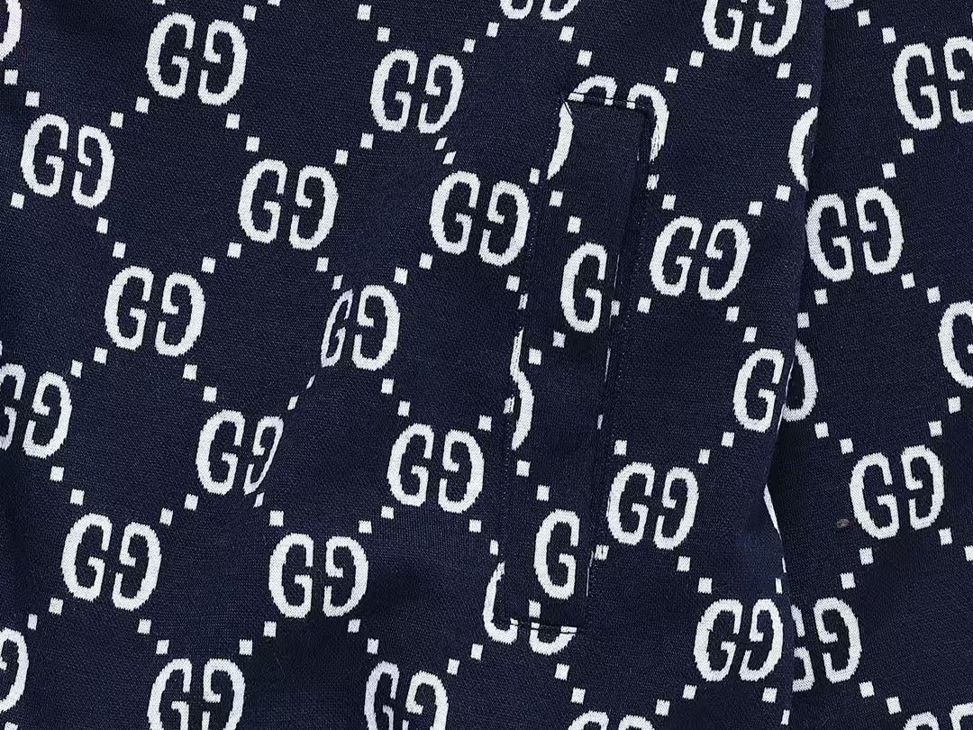 GUCCI ZIP-UP KNITTED JACKET IN NAVY BLUE
