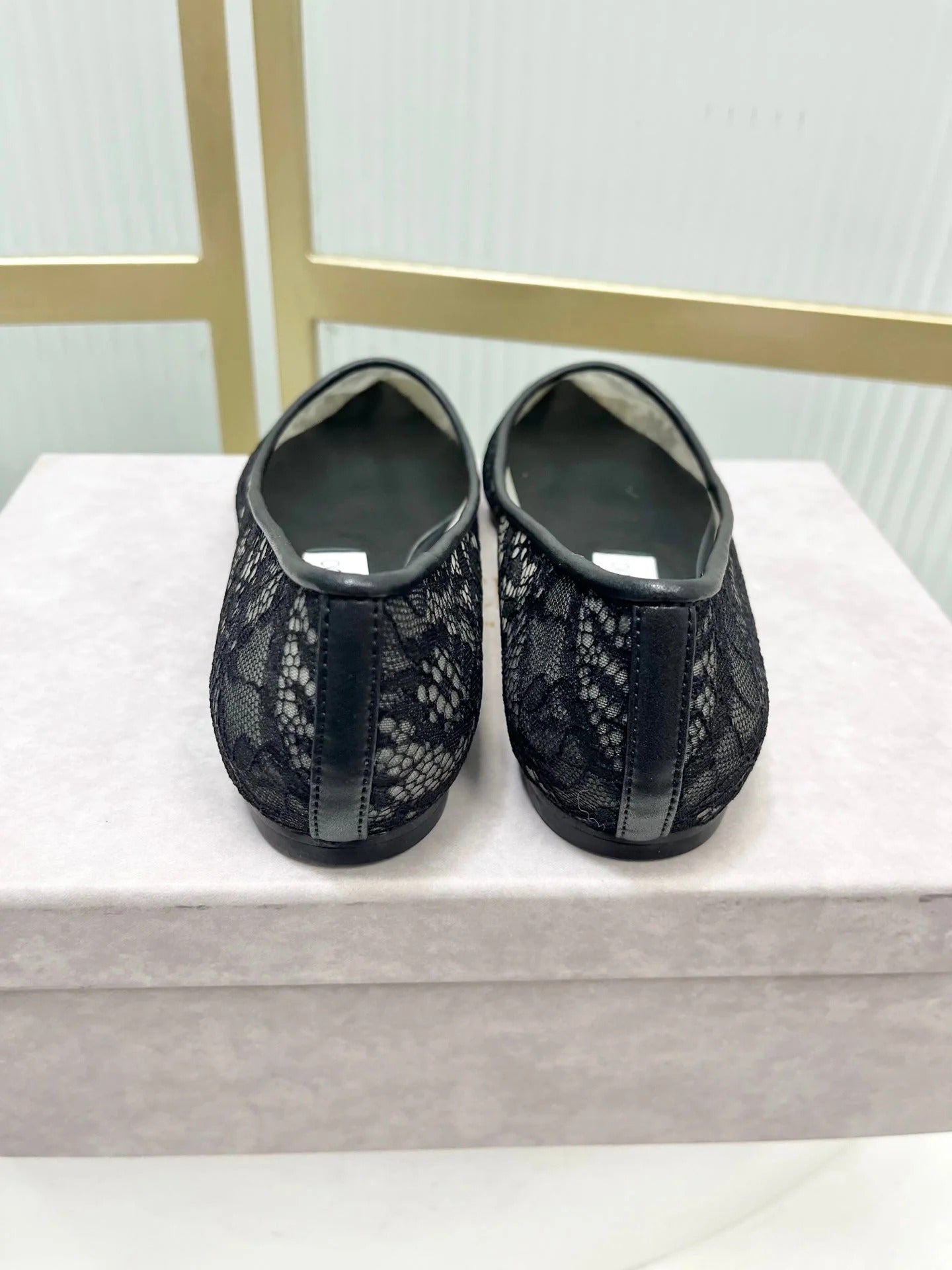Jimmy 26s Ballet Flats Black Lace Sheepskin 605958