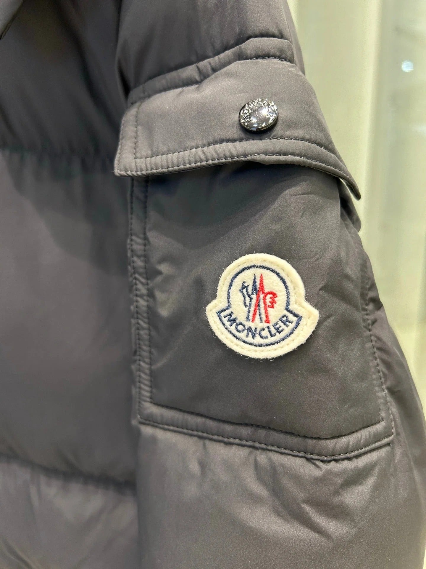 MONCLER 25S PUFFER JACKET IN BLACK 011