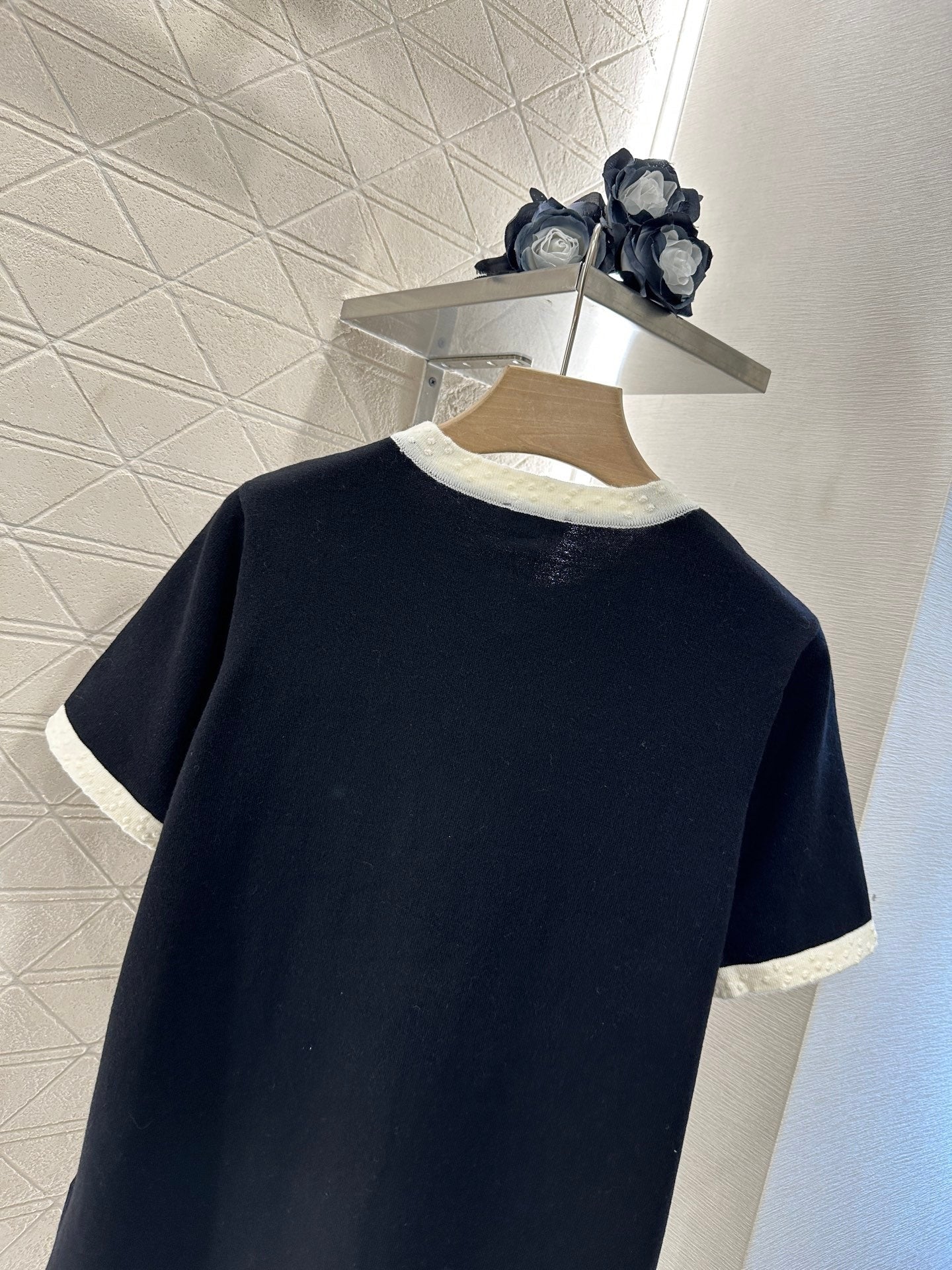 CHANEL 25S SHORT SLEEVE SWEATER 265520