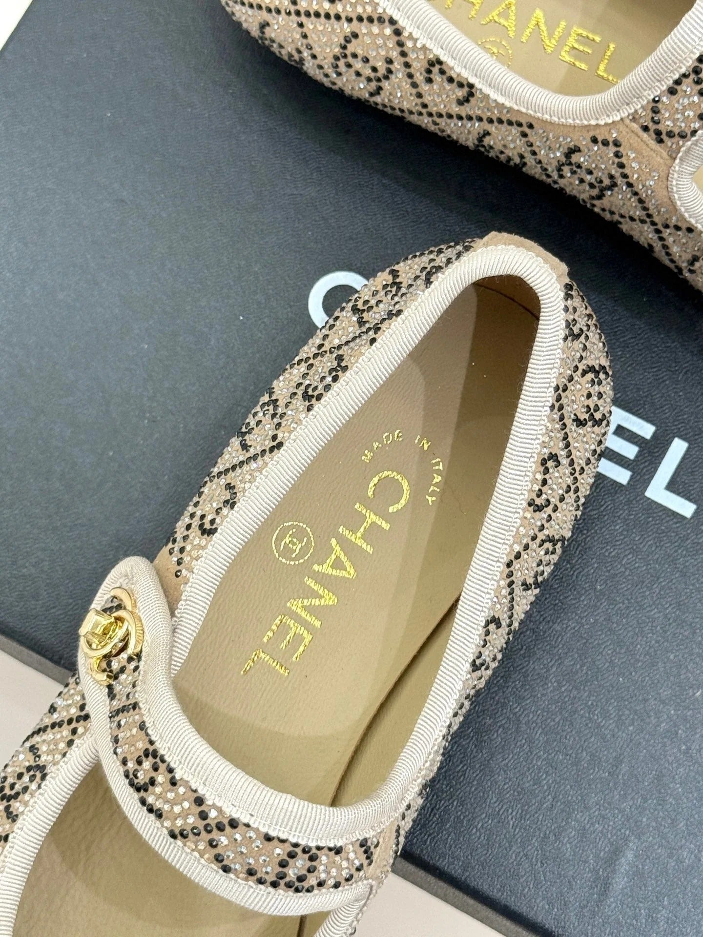 CC Flat Mary Jane 25ss In Beige Embellished With Rhinestones