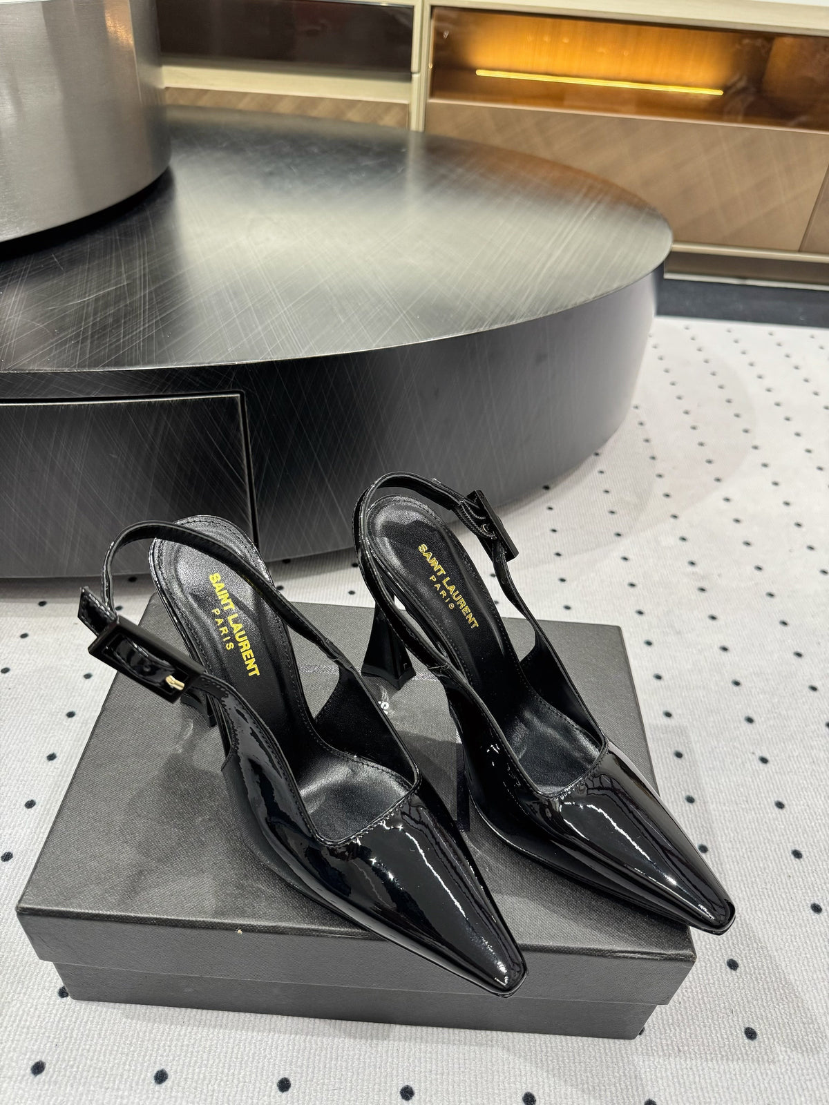 YSL 26S Slingback Heels 10.5cm Black Glossy Calfskin With Buckle Closure