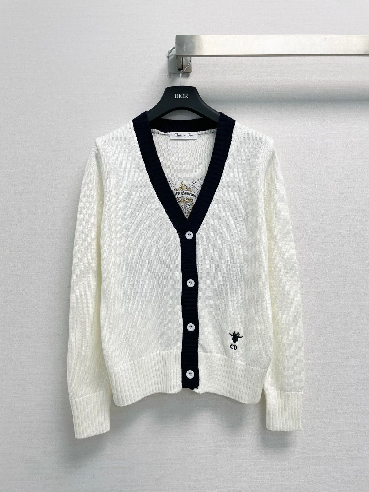 CD 26FW V-Neck Logo-Embroidered Knit Cardigan Wool 440378