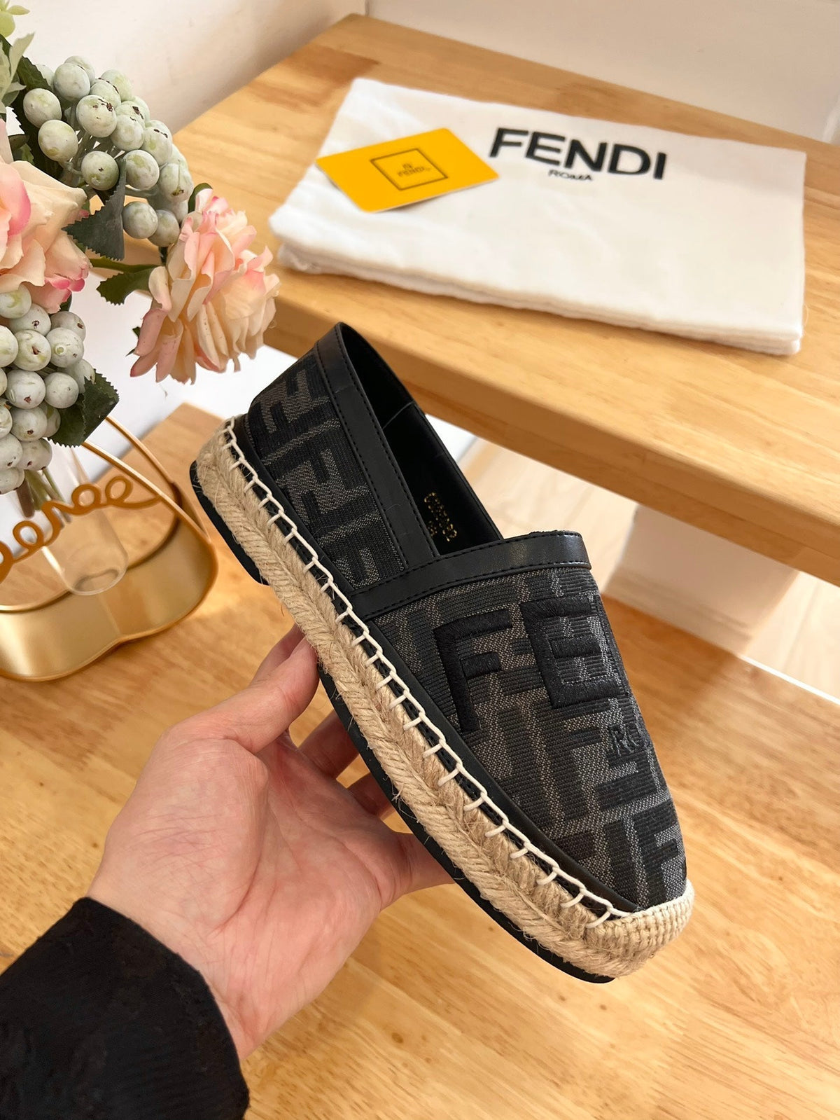 Fendi 26S Espadrille Loafers Black Canvas Style 3