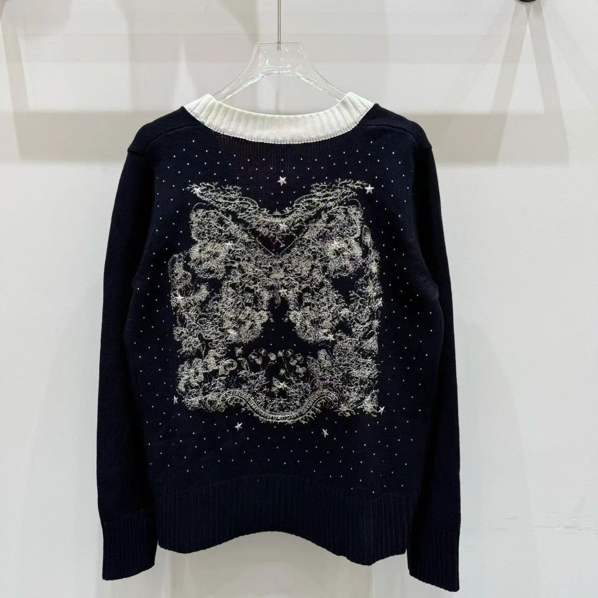 CD 26FW V-Neck Logo-Embroidered Knit Cardigan Wool 440380