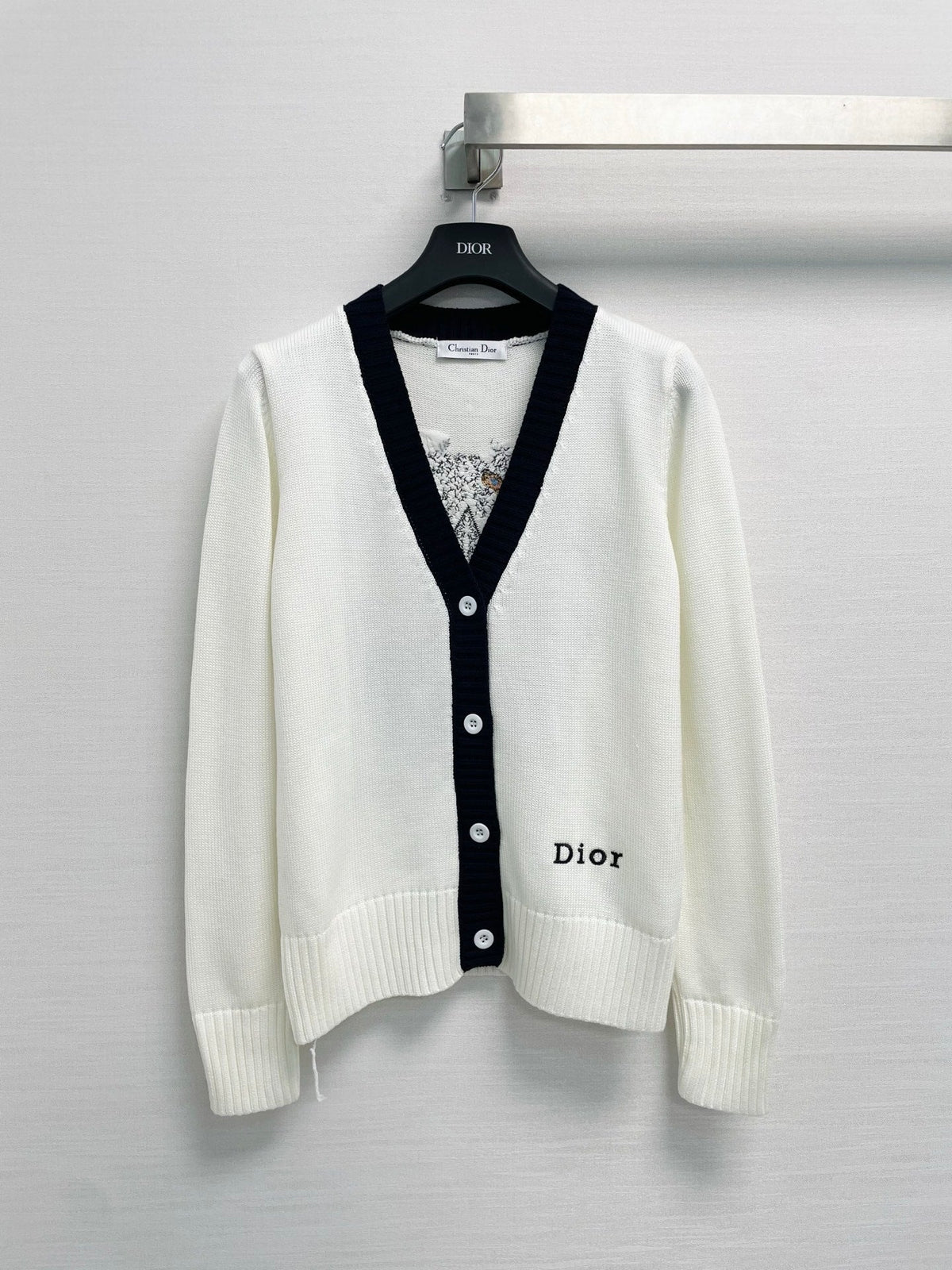 CD 26FW V-Neck Logo-Embroidered Knit Cardigan Wool 440377