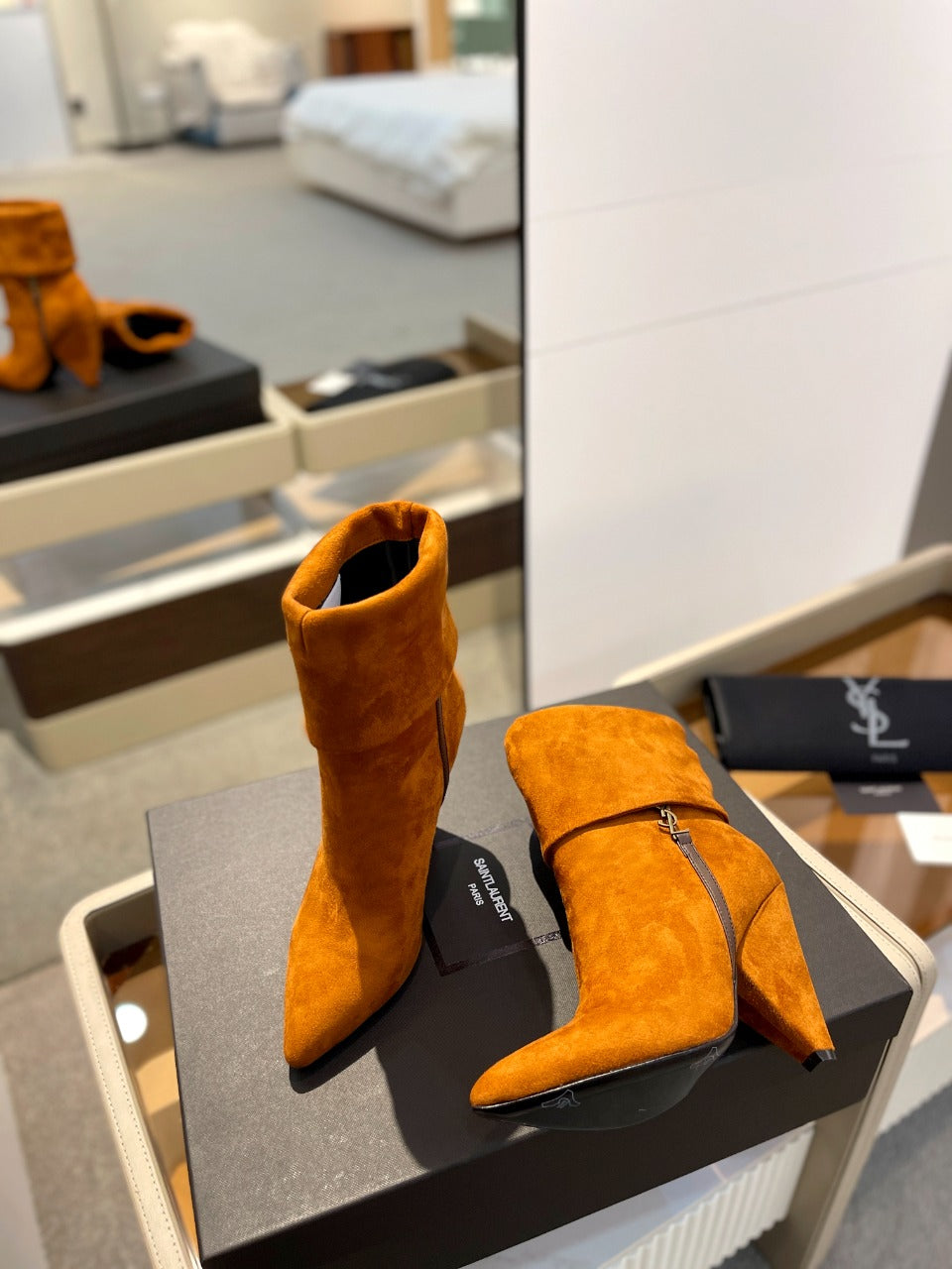 YSL 26s Niki Ankle Boots Orange Orange Suede 145336