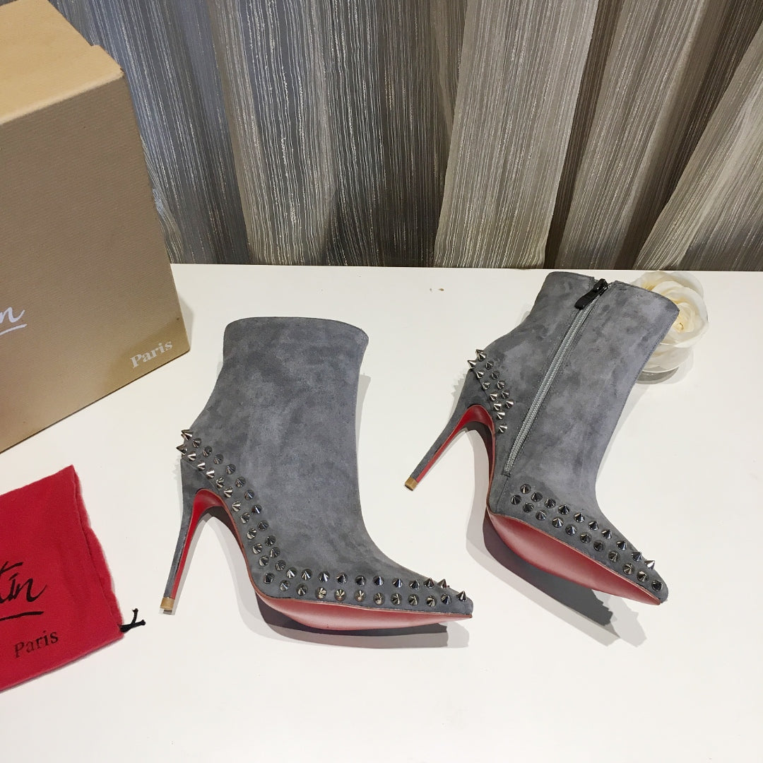 CL Willetta Ankle Boots 100mm Suede with Spikes Gray